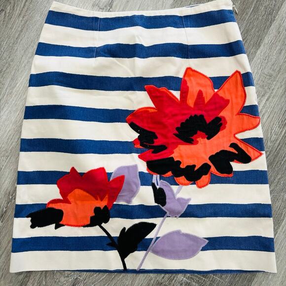 Boden Floral Appliqué Striped Pencil Mini Skirt Size 2 EUC - Picture 1 of 3